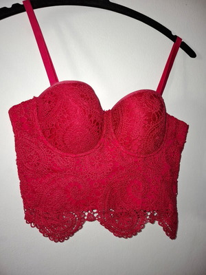 Women's Red Wine corset blouse like new with lace and padding
