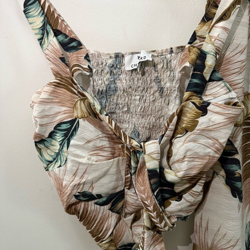 Chicard summer set crop top and high-waisted zip culotte like new, tropical print