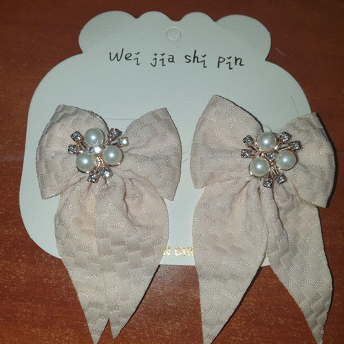 Hair bows new, elegant, box only