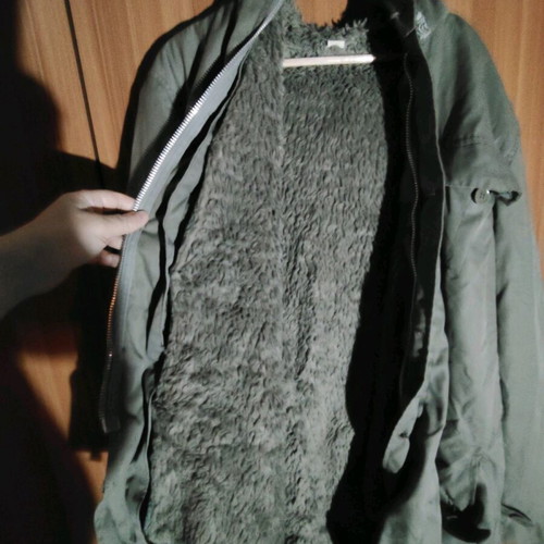 Khaki jacket XL with removable fur used