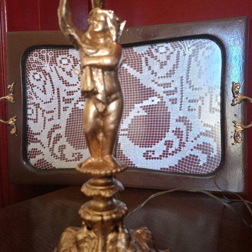 Bronze angel with opaline and pleat, like new, height 45-46 cm