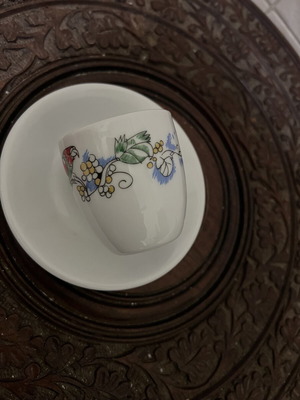 Collectible Loumidis coffee set with Mytaras painting, like new