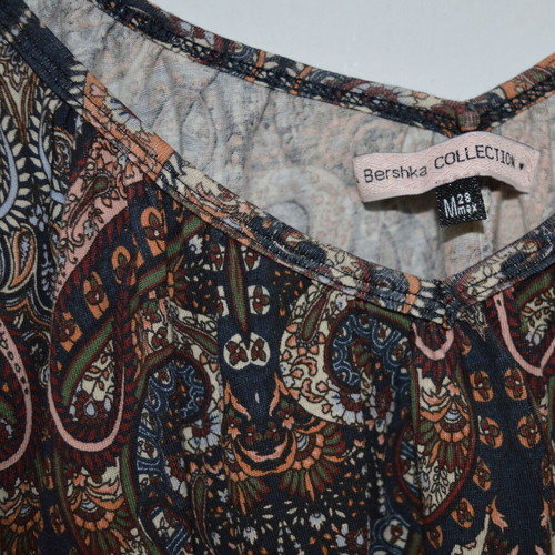 Bershka Paisley Print Boho Top Size M like new