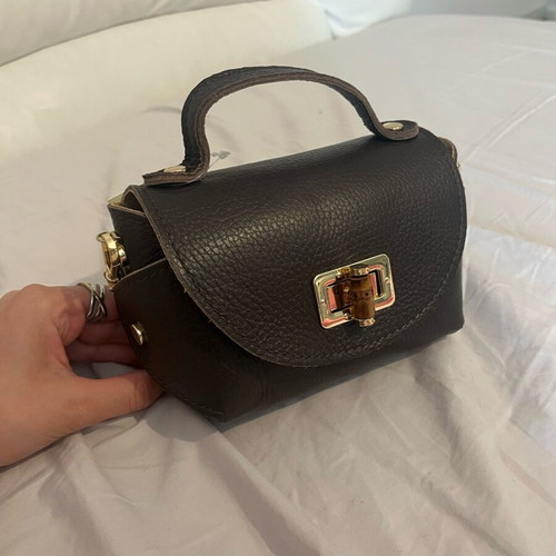Leather handheld bag new Made In Italia