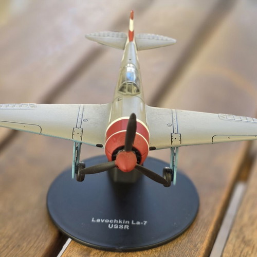 Lavochkin La-7 Die-Cast Model Plane 1:72 Scale Like New