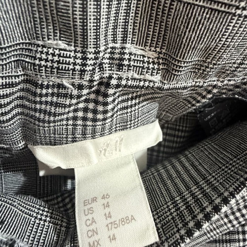 H&M women's pants size XXL 44 16, checkered pattern