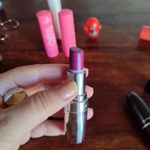 Lipstick set used, six shades including Mac and Nyx