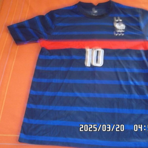 Athletic jersey size S like new, 100% micro fabric