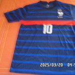 Athletic jersey size S like new, 100% micro fabric