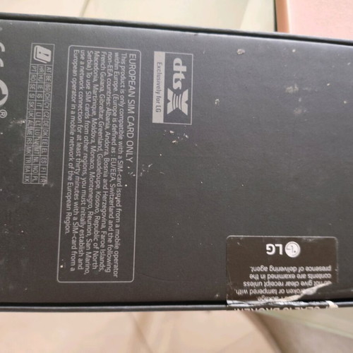 Smartphone LG Q60 64GB Dual SIM like new, black