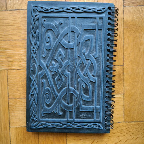 Notebook with dragon new, hard resin cover
