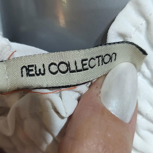 White off-shoulder blouse like new, size M-L