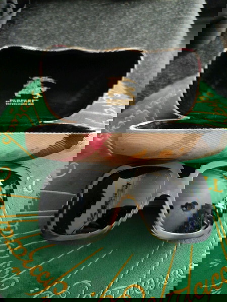 Γυαλιά ηλίου Burberry