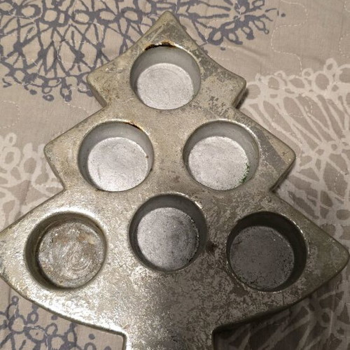 Candle Holder with Seven Silver Holders like new