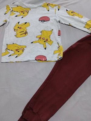 Βαμβακερή μπλούζα μακρυμάνικη Pokémon και φούτερ παντελόνι μεταχειρισμένα Νο 6 ετών