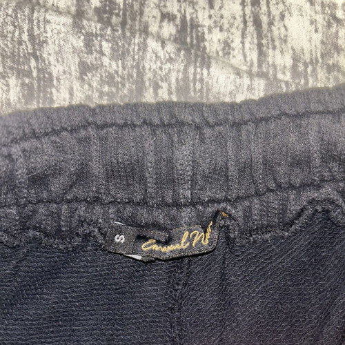 Black Bermuda shorts like new, sizes S and M