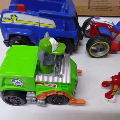 Paw Patrol vehicles and figure pack of 4, used