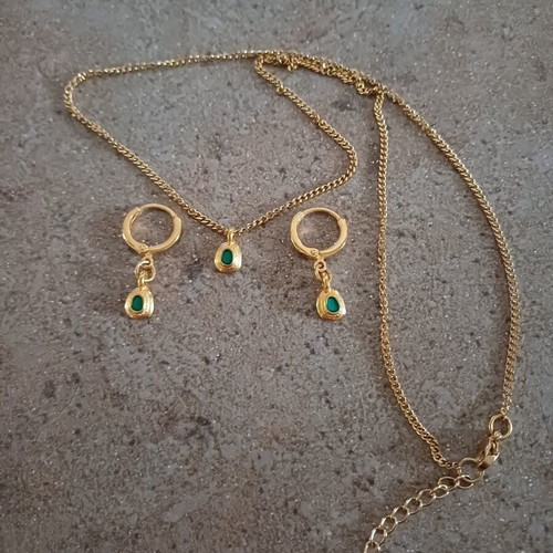 Bijou set earrings and necklace new