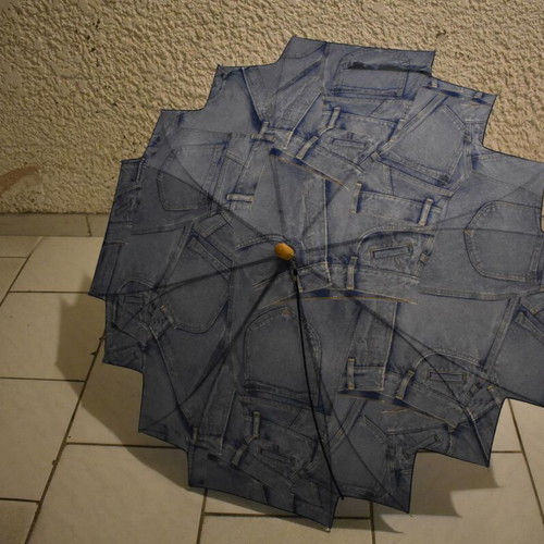 Youth umbrella with denim pattern and unique finish new