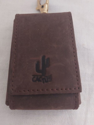 Leather castor key wallet Cactus used, brown