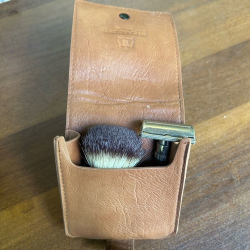 Trussardi leather case for razors