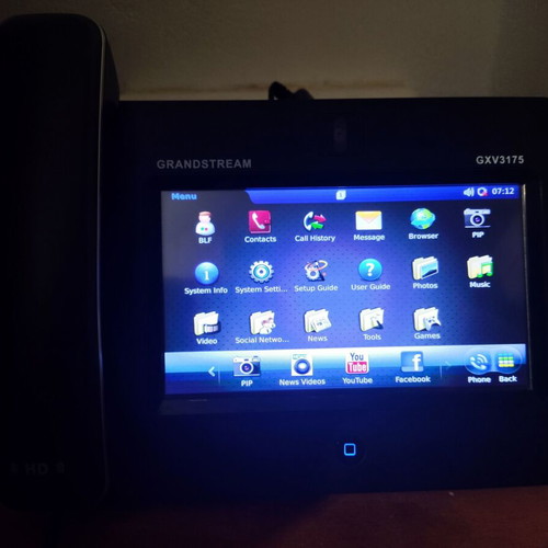 Grandstream GXV3175 7'' Touchscreen VoIP Multimedia Phone like new, wired, black