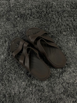 Crocs Getaway Strappy Sandals women's sandals like new, brown, size 39