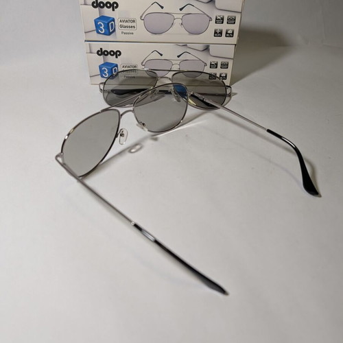 3D doop Aviator Passive glasses like new, 2 pcs, compatible with LG