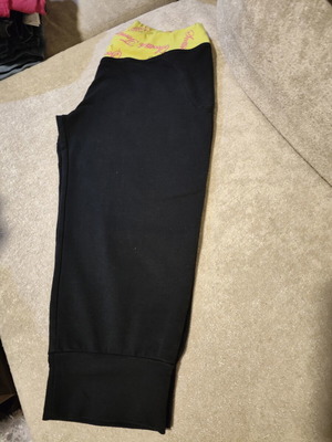 Athletic Capri Sportswear Medium, used, black