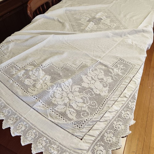 Handmade tablecloth (blanket) 165x250 cm like new