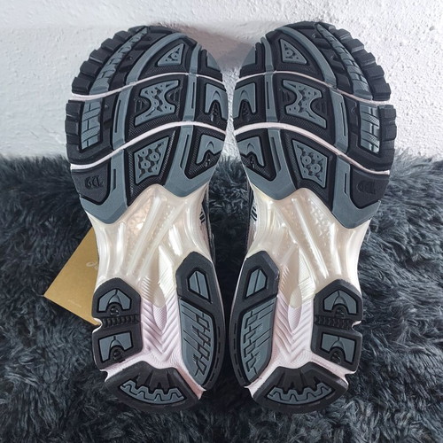 Asics Kayano 14 sneakers, grey and beige, size 43.5