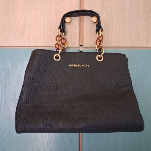 Michael Kors shoulder bag non-authentic, lightly used, black