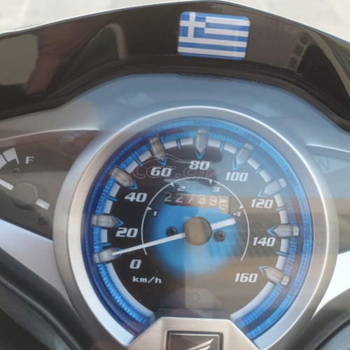 Honda Supra 125 X motorcycle with Helm-in, 2015 model