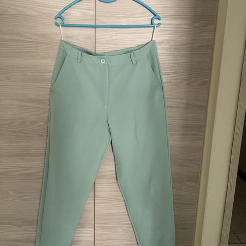 Fabric pants like new, mint color, size M 38 10, elastic waist