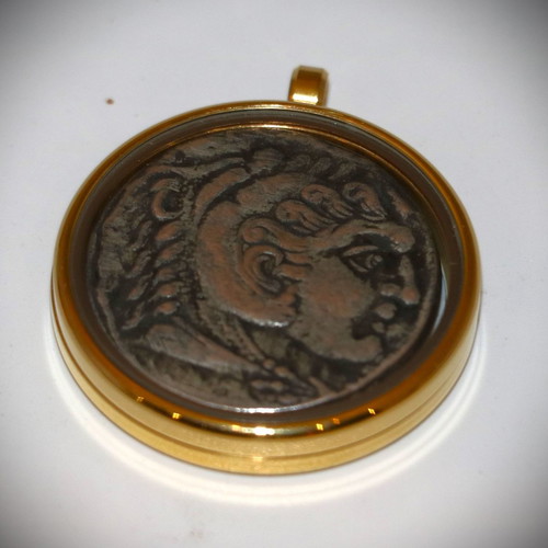 Ancient Coin Pyrrhus King of Epirus Silver Plated Pendant New