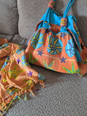Canvas beach shoulder bag with matching pareo, turquoise and orange