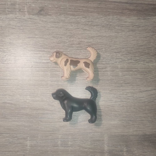 Playmobil dogs like new