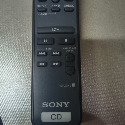 Sony CD Control RM DX740 like new