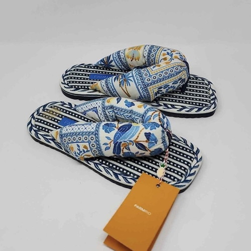 Farm Rio Navy Puffy Tropical Printed Flip Flop Sandals New