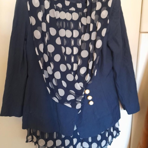 Suit like new, size L-XL