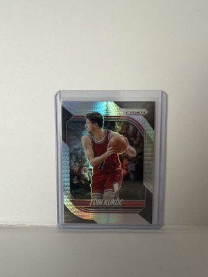2025/26 Panini Prizm Toni Kukoc Hyper Prizm Bulls card #55