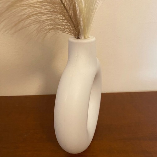 Decorative vase modern, brand new, made of waterproof plastic