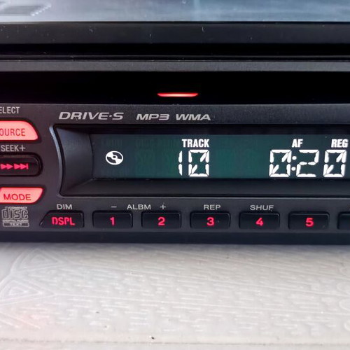 Sony CDX-GT212 Car Radio-CD Player 45Wx4 MP3 AUX