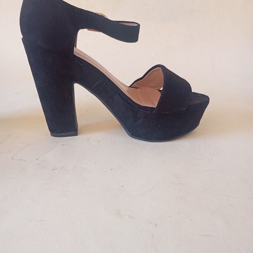 Black platform sandals like new, artificial suede, size 36
