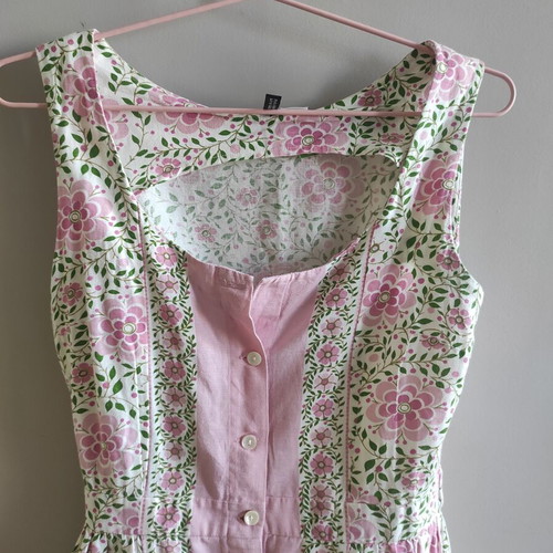 Dress with petticoat, like new, pink cotton and linen