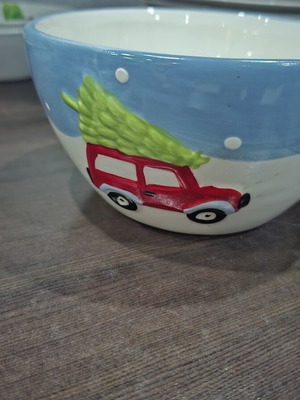Ceramic Christmas Bowl 15cm like new with embossed designs