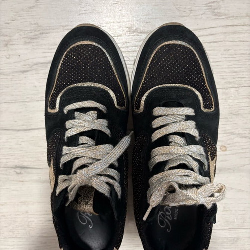 Γυναικεία sneaker αθλητικά Rococo 39 σαν καινούργια, μαύρο και χρυσαφί