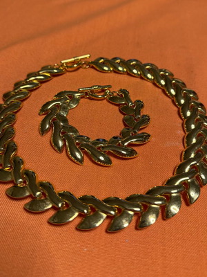 Jewelry set faux bijou necklace and bracelet gold tone new