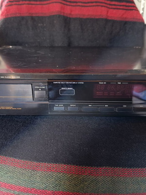 Denon DCD-600 Compact Disc Player used vintage hi-fi PCM Audio