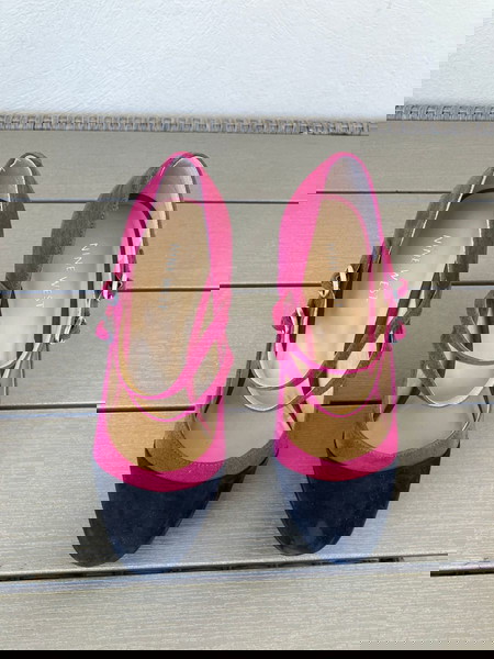 ΓΥΝΑΙΚΙΕΣΓΟΒΕΣ NINE WEST